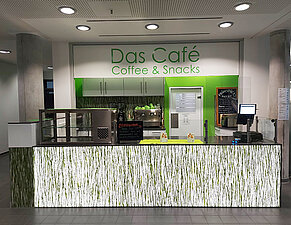 Café Tresen hinterleuchtet